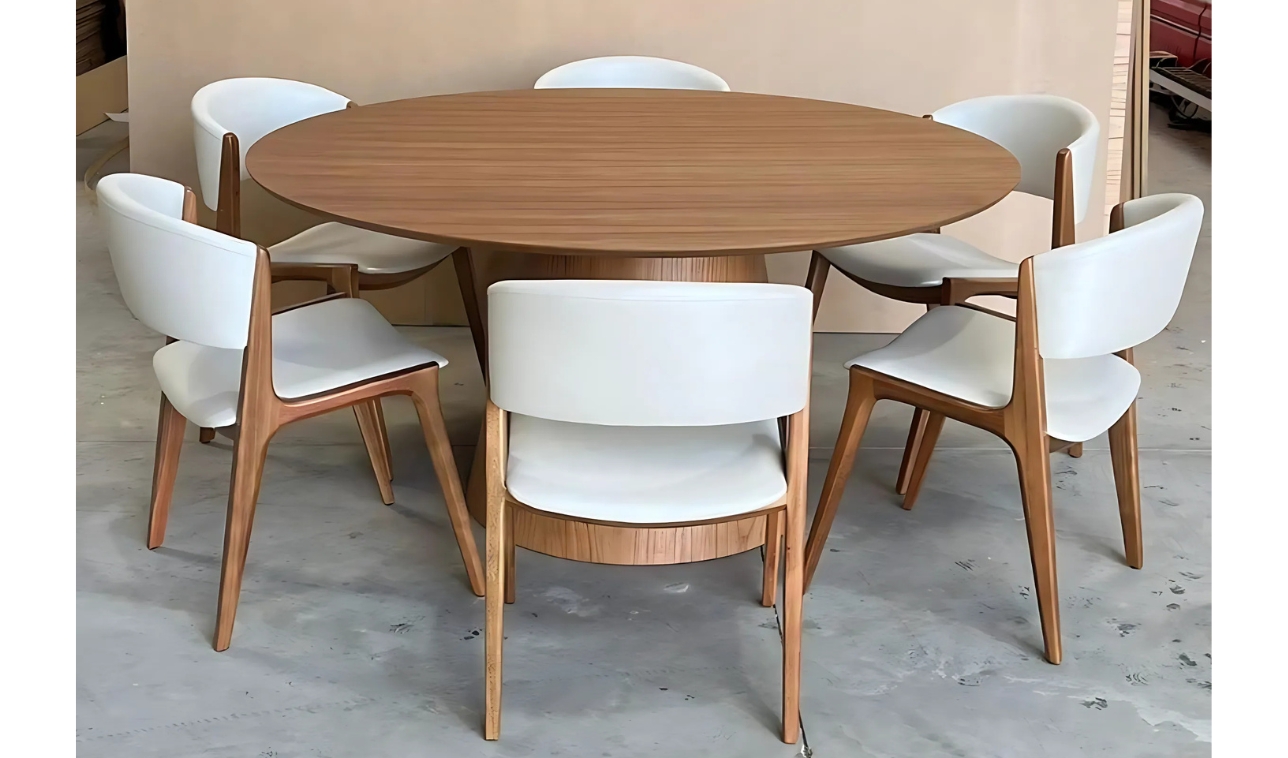 Mesa de jantar Cônica