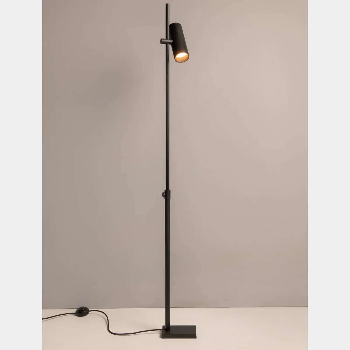 Luminária Gras de Piso